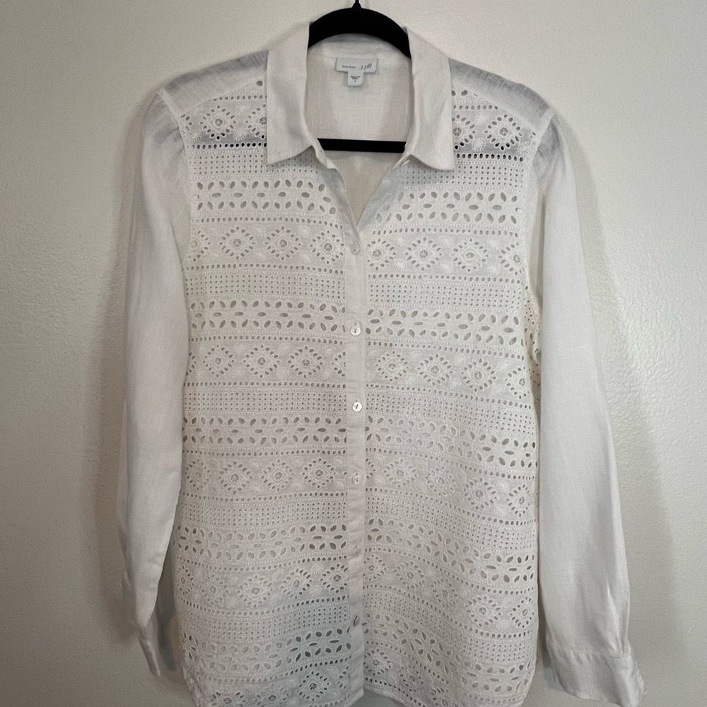 J. Jill Love Linen Top Button Front White Size Small Cut Out Lace Front L/S